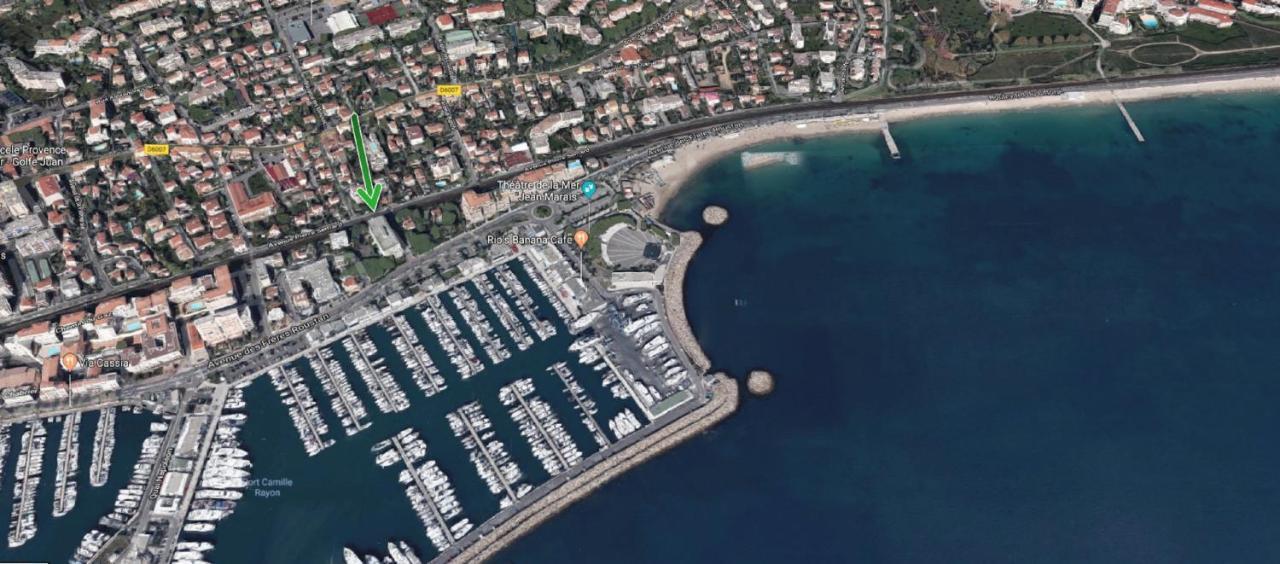 Grand Studio Neuf Face Port Et Plage, Parking Prive Гольф-Жуан Экстерьер фото