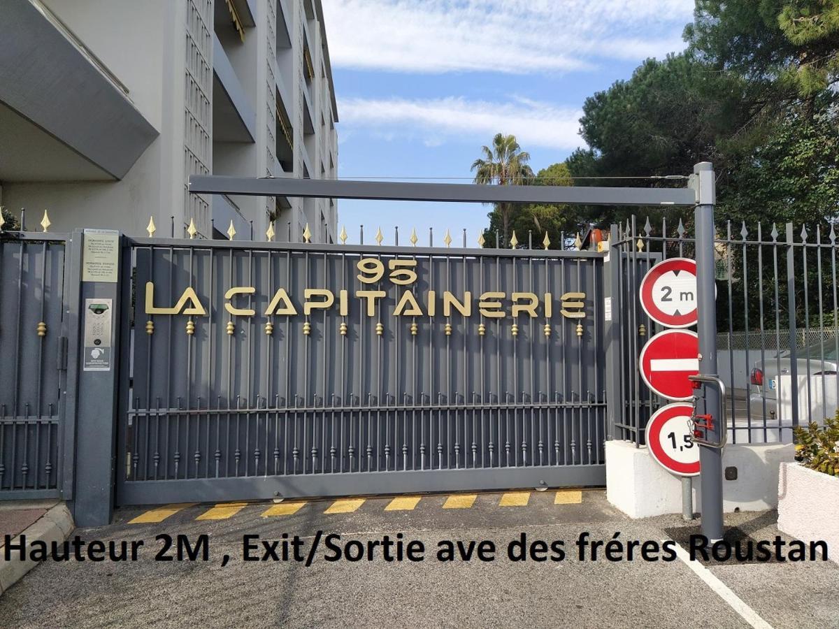 Grand Studio Neuf Face Port Et Plage, Parking Prive Гольф-Жуан Экстерьер фото