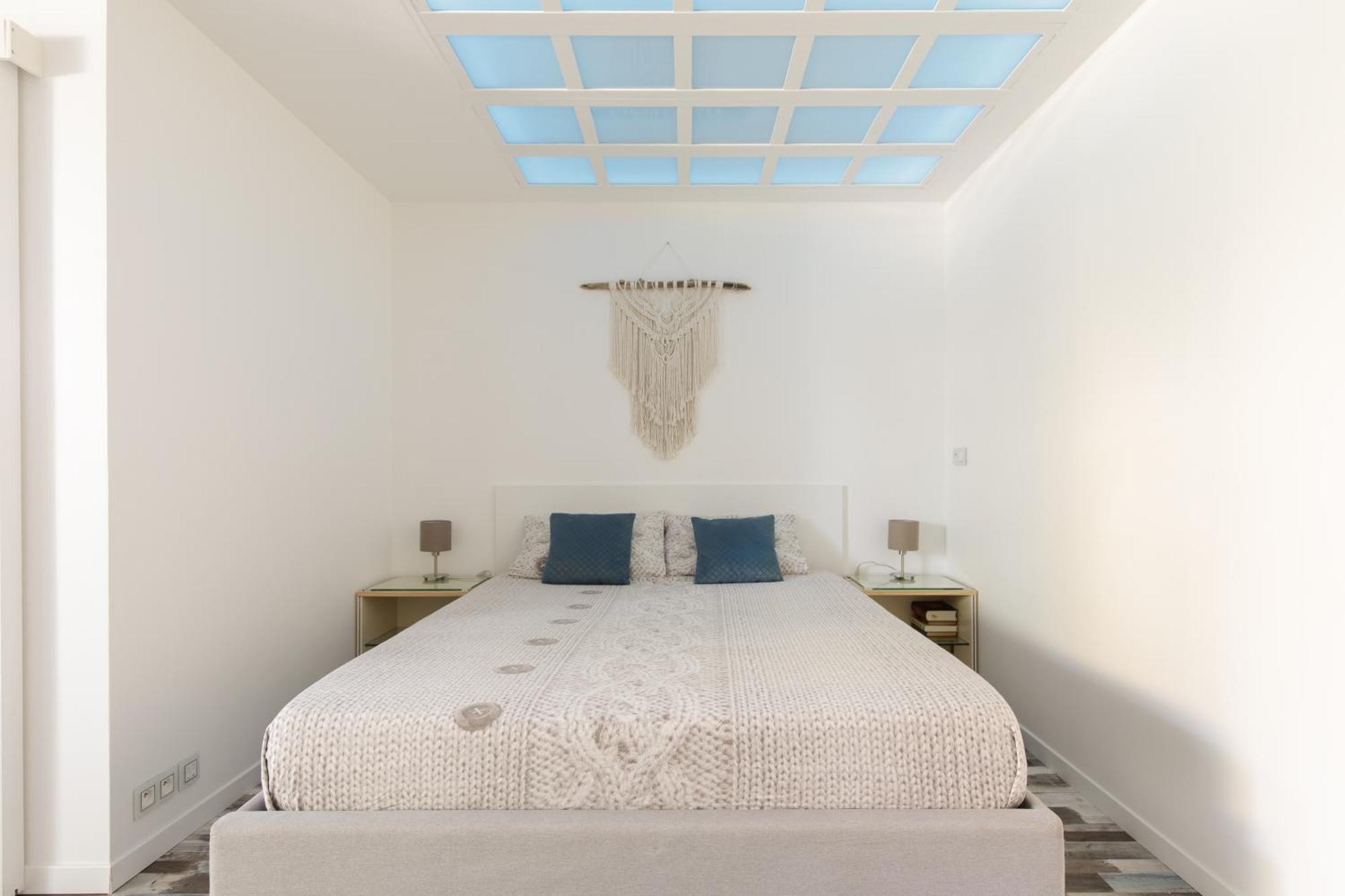 Grand Studio Neuf Face Port Et Plage, Parking Prive Гольф-Жуан Экстерьер фото